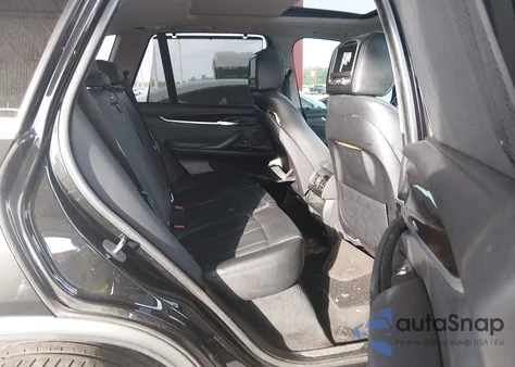 2014 BMW X5 Sdrive35I z USA, uszkodzony, nr VIN 5UXKR2C50E0C00208